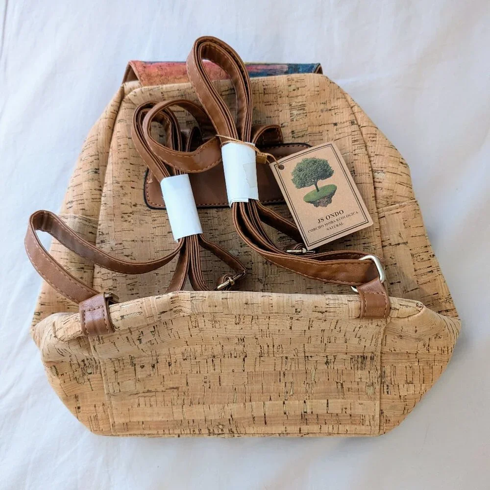 Authentic Spanish cork bag from local Spain boutique - Picture 2 of 3